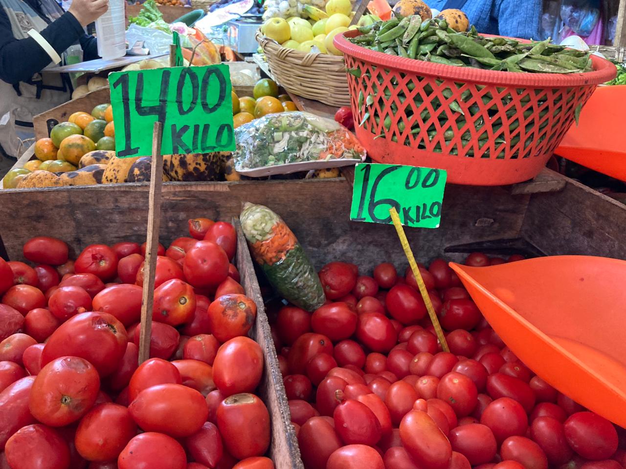 Mercado 2 de Abril - Frutas y Legumbres 